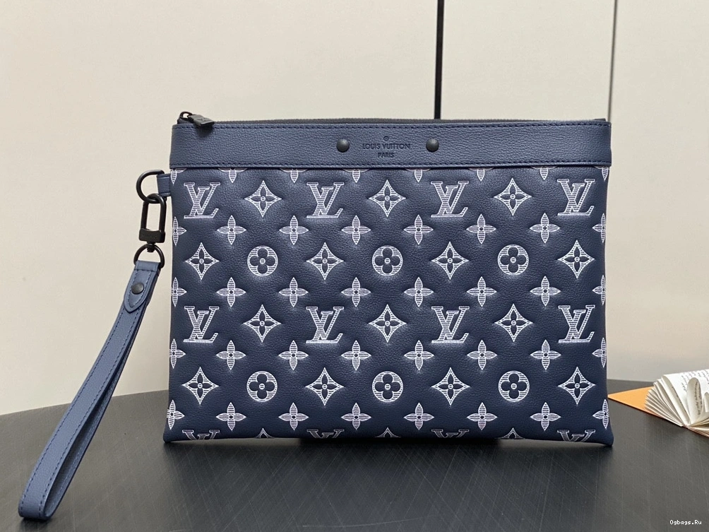 VUITTON POCHETTE TO-GO-30*21.5*2cm LOUIS 0519